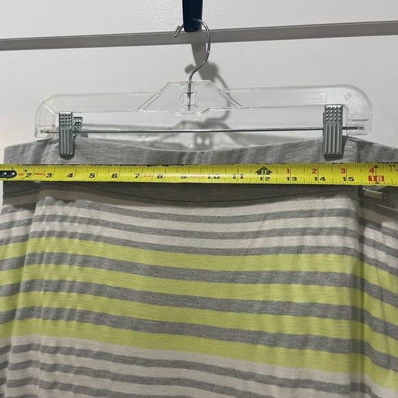 Guess long stripe maxi skirt with matching racer back tank - Picture 5 of 8